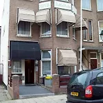 & Bella Vista Aparthotel 3*