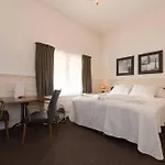& Bella Vista Aparthotel
